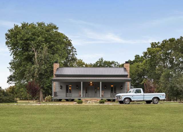 Property at 3395 Blazer Rd, Franklin, TN 37064, 3 beds, 2.5 baths