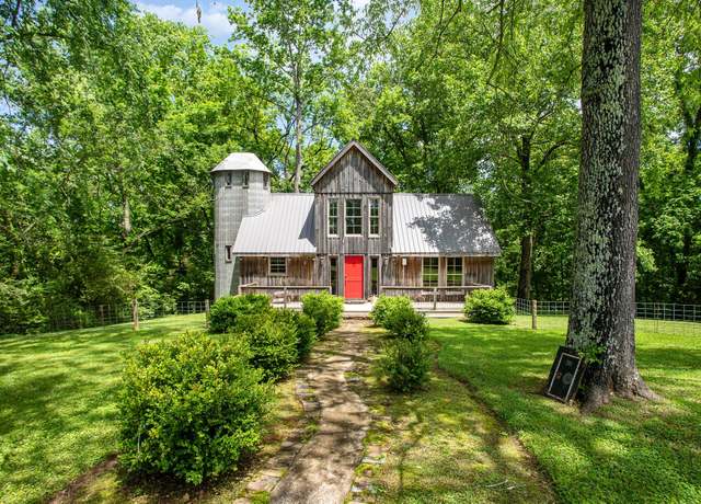 Property at 884 Pinnacle Hill Rd, Kingston Springs, TN 37082, 4 beds, 3.5 baths