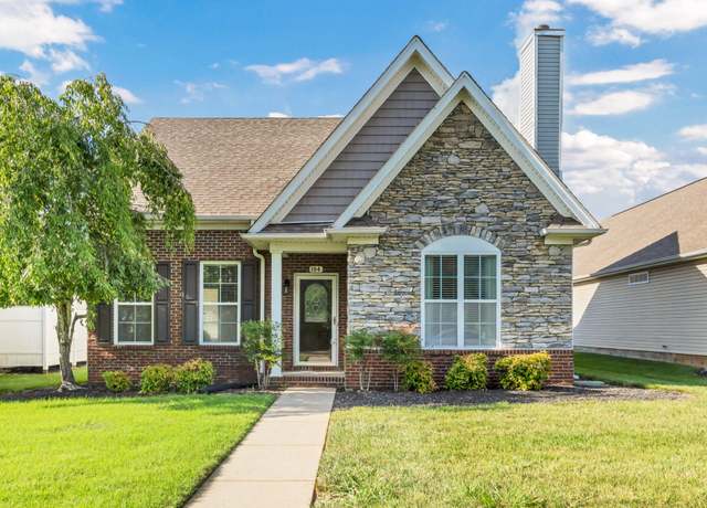 Property at 184 Whitman Aly, Clarksville, TN 37043, 4 beds, 3 baths