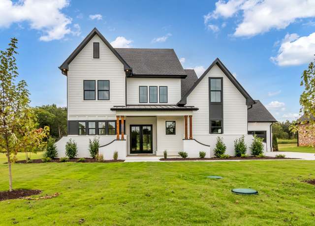 Property at 7205 Denton Dr, Christiana, TN 37037, 5 beds, 4 baths