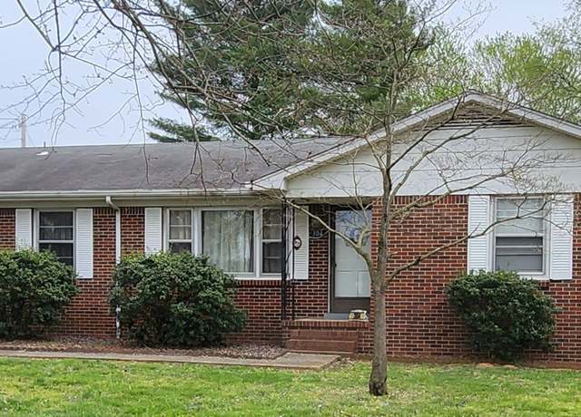Property at 304 Cascade Ave, Mcminnville, TN 37110, 3 beds, 1 bath