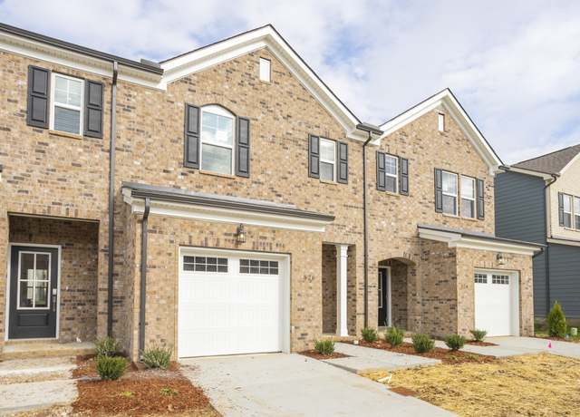 Property at 526 Medwyk Dr, Lebanon, TN 37090, 3 beds, 2.5 baths