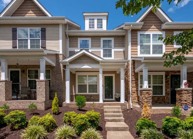 Property at 1433 Riverbrook Dr, Hermitage, TN 37076, 2 beds, 2.5 baths