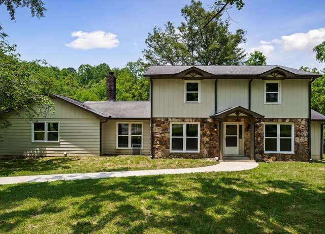 Property at 1409 Robert Ln, Cookeville, TN 38506, 4 beds, 4 baths