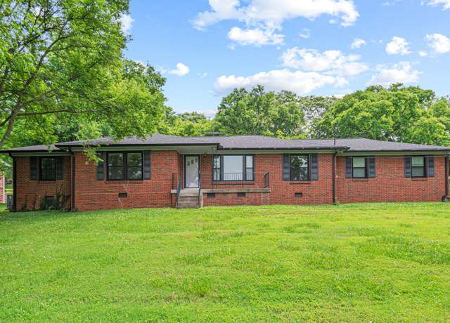 Property at 3240 Knobview Dr, Nashville, TN 37214, 3 beds, 2 baths