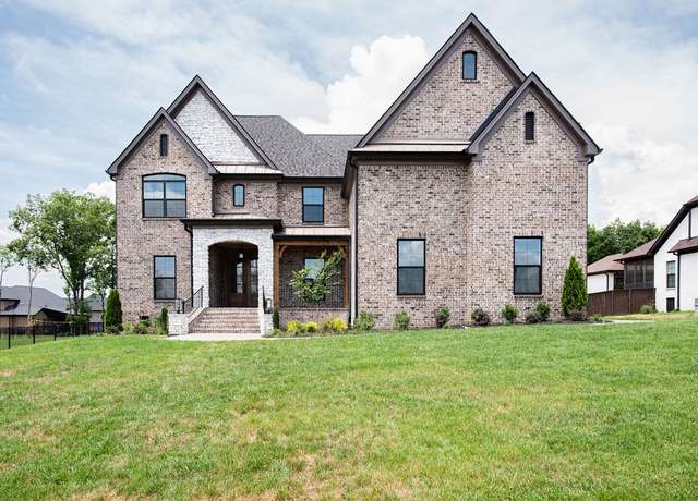 Property at 891 Harrisburg Ln, Mount Juliet, TN 37122, 5 beds, 4 baths