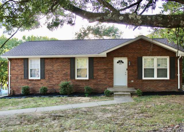 Property at 1810 Apex Dr, Clarksville, TN 37040, 4 beds, 2 baths