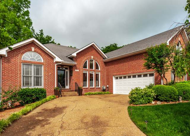 Property at 6737 Autumnwood Dr, Nashville, TN 37221, 5 beds, 3.5 baths
