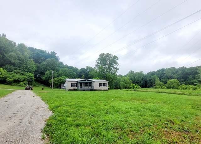 Property at 995 Coaling Rd, Charlotte, TN 37036, 3 beds, 2 baths