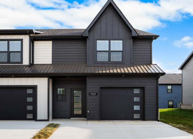 Property at 1501 Jonathan Wade Cir, Clarksville, TN 37043, 3 beds, 2.5 baths