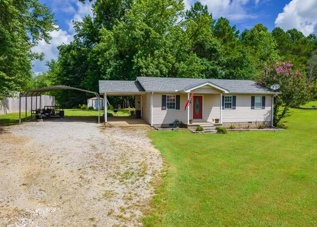 Property at 6940 Highway 100 W, Decaturville, TN 38329, 3 beds, 1.5 baths