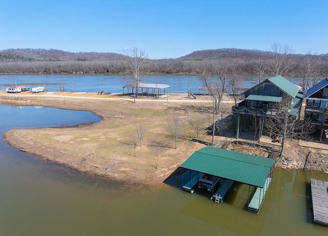 Property at 671 Gumdale Cv, Decaturville, TN 38329, 3 beds, 3 baths