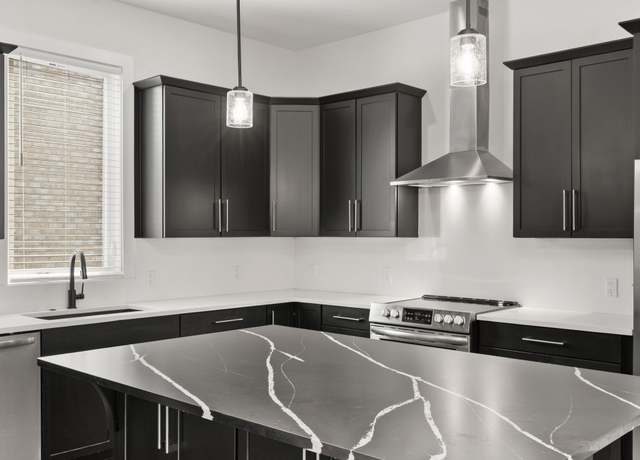 Property at 2810 Batavia St, Nashville, TN 37209, 3 beds, 3 baths