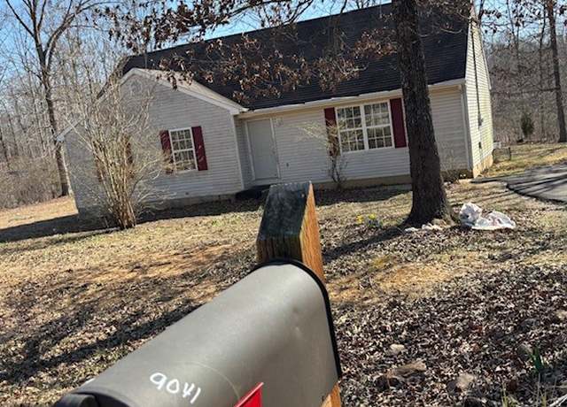 Property at 9041 Redbud Ln, Nunnelly, TN 37137, 3 beds, 1 bath