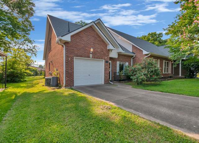 Property at 651 Westboro Dr, Nashville, TN 37209, 3 beds, 2 baths