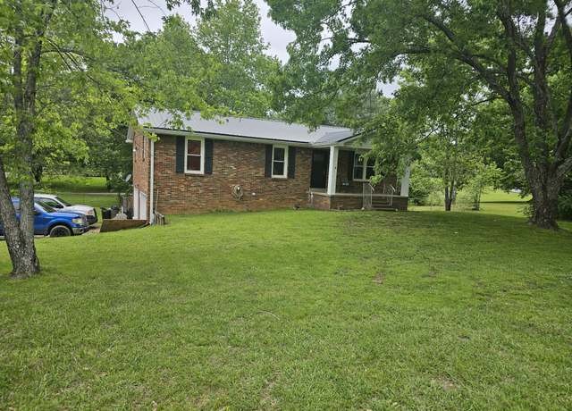 Property at 1207 Old Charlotte Rd, White Bluff, TN 37187, 3 beds, 2 baths