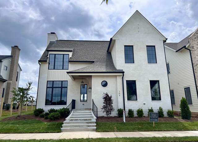Property at 104 Cardiff Dr, Spring Hill, TN 37174, 4 beds, 4.5 baths