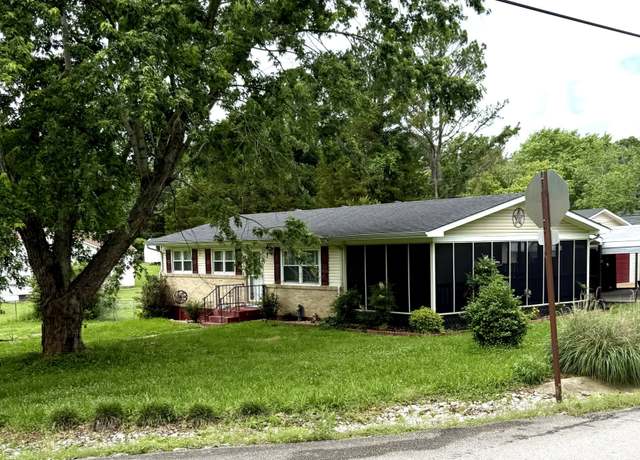 Property at 1410 Monroe St, Lewisburg, TN 37091, 2 beds, 2 baths