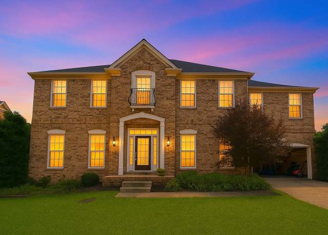 Property at 912 Falling Water Ct, Nashville, TN 37221, 4 beds, 2.5 baths