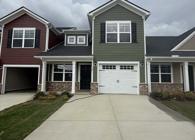 Property at 127 Coleson Ln, Pleasant View, TN 37146, 3 beds, 3 baths