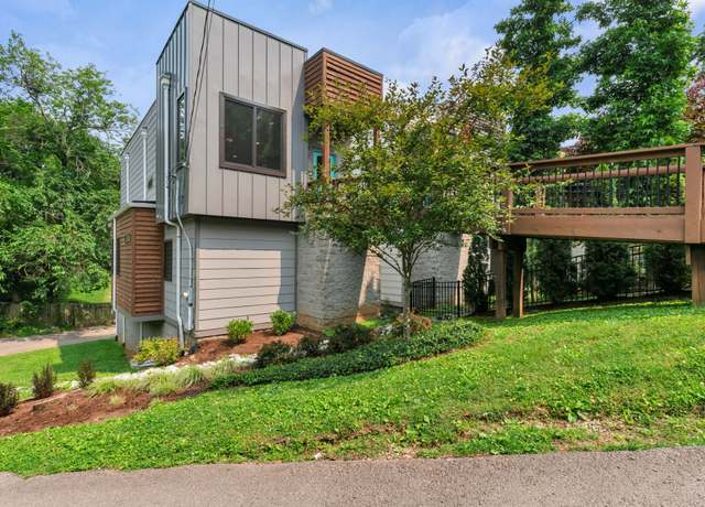 Property at 419 Avondale Dr, Nashville, TN 37206, 4 beds, 2.5 baths