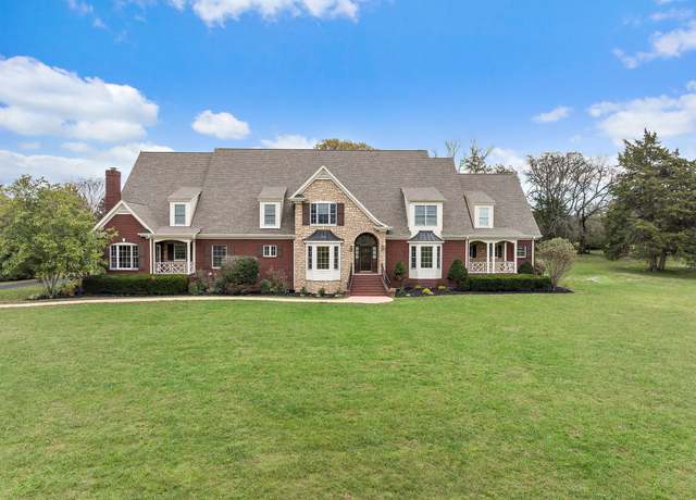 Property at 303 Middlefield Ln, Lascassas, TN 37085, 8 beds, 7.5 baths