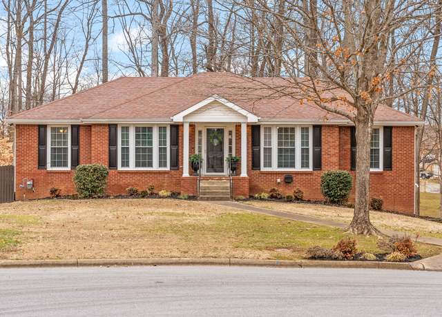 Property at 3360 Ashley Ct, Clarksville, TN 37042, 4 beds, 3 baths