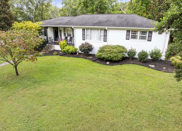 Property at 301 Shephard St N, Winchester, TN 37398, 2 beds, 2 baths