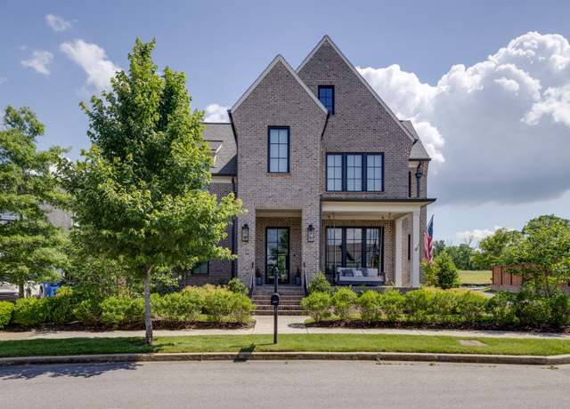 Property at 5179 Donovan St, Franklin, TN 37064, 5 beds, 6.5 baths