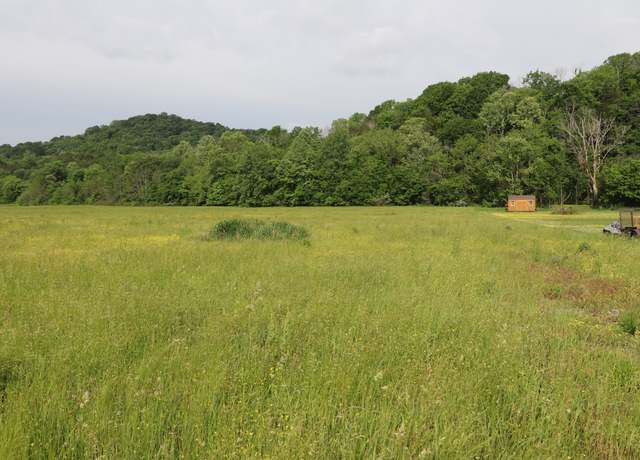 Property at 8 Hartsville Rd, Lafayette, TN 37083