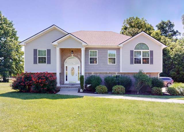 Property at 3621 Old Highway 48, Clarksville, TN 37040, 4 beds, 3 baths