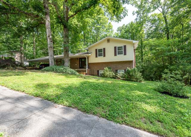 Property at 133 Windham Rd, Oak Ridge, TN 37830, 3 beds, 2.5 baths