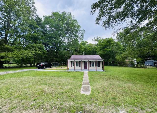 Property at 1595 Old Dover Rd, Clarksville, TN 37042, 2 beds, 1 bath