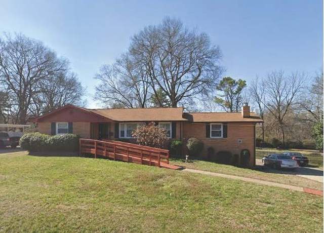 Property at 712 Robert Burns Dr, Nashville, TN 37217, 3 beds, 1.5 baths