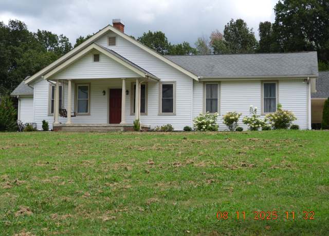 Property at 1911 Elkton Pike, Pulaski, TN 38478, 3 beds, 3 baths