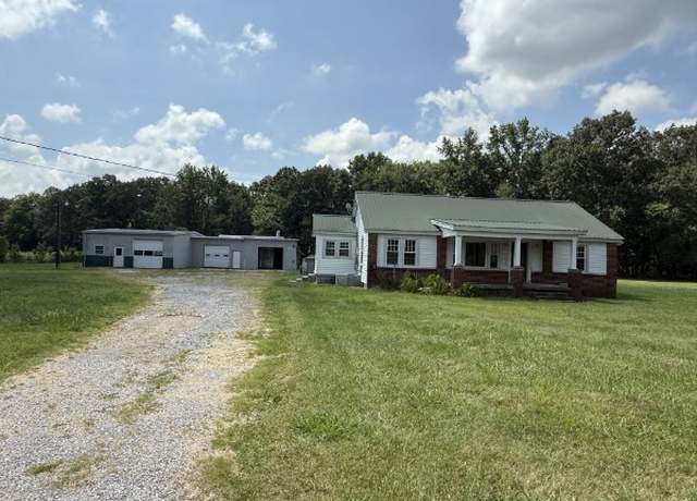 Property at 4282 Mcminnville Hwy, Manchester, TN 37355, 3 beds, 1 bath