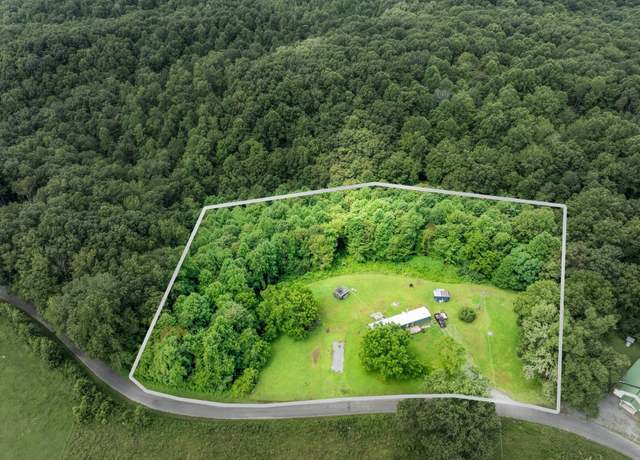 Property at 2881 Sugar Creek Rd, Gainesboro, TN 38562, 3 beds, 2 baths