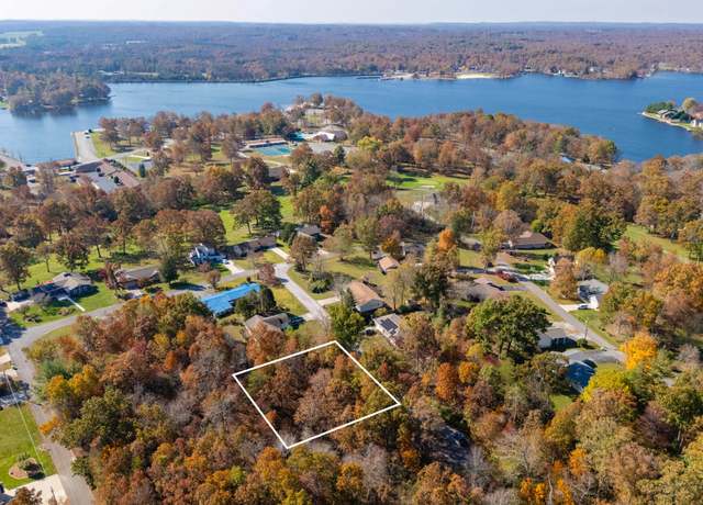 Property at 16 Rena Cir, Crossville, TN 38572