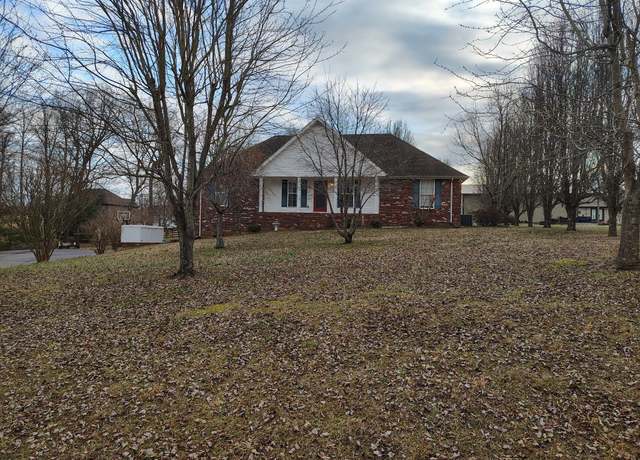 Property at 391 Kyson Cir, Lafayette, TN 37083, 3 beds, 2 baths