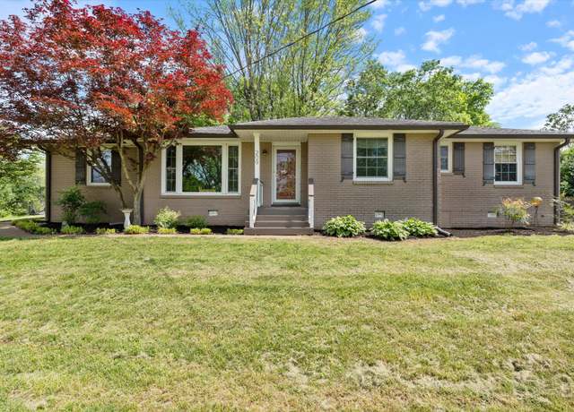 Property at 209 Foxwood Ln, Nashville, TN 37210, 3 beds, 1.5 baths