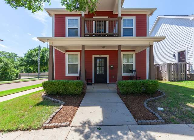 Property at 221 Wells St, Jackson, TN 38301, 3 beds, 2.5 baths