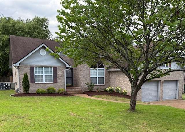 Property at 705 Pinehurst Pt, Mount Juliet, TN 37122, 3 beds, 2 baths