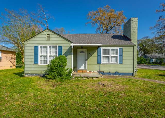 Property at 600 N Moore Rd, Chattanooga, TN 37411, 4 beds, 1 bath