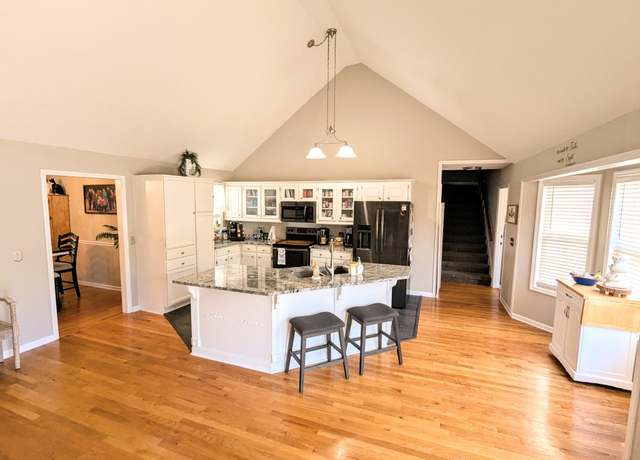 Property at 5407 Salemview Ct, Rockvale, TN 37153, 3 beds, 3 baths