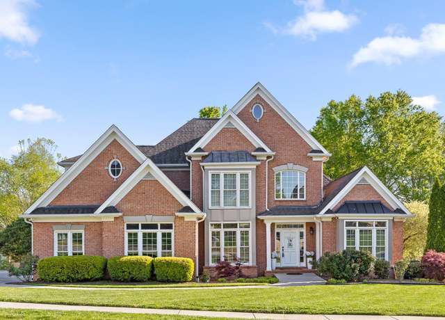 Property at 9727 Chestnut Hill Ln, Chattanooga, TN 37421, 5 beds, 3 baths