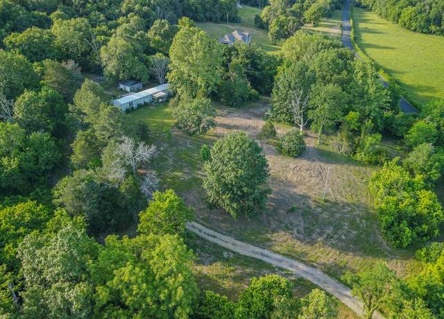Property at 304 Fuss Hollow Rd, Petersburg, TN 37144, 3 beds, 2 baths