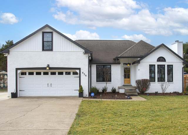 Property at 656 Bluff View Dr, Pegram, TN 37143, 3 beds, 3 baths
