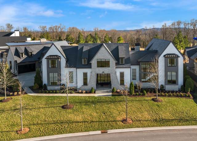 Property at 8001 Backwoods Pvt Dr, College Grove, TN 37046, 5 beds, 6.5 baths