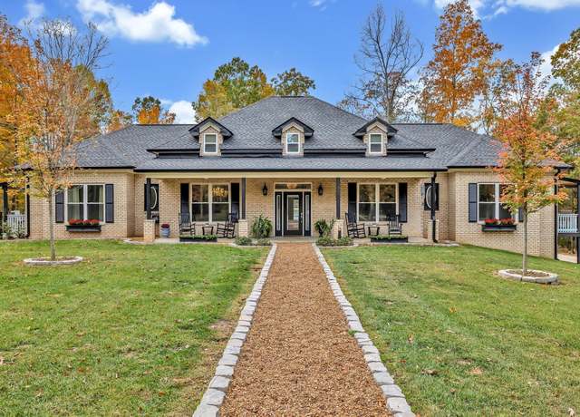 Property at 230 Anchor Dr, Waverly, TN 37185, 3 beds, 3 baths
