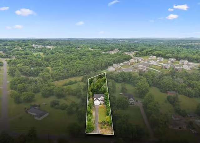 Property at 85 Spring Valley Dr, Mount Juliet, TN 37122, 3 beds, 2.5 baths